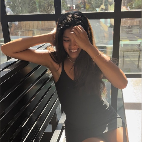 Meet your Posher, Julia - Picture 3 of 5